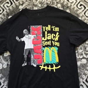 Travis Scott Cactus Jack 3D Print T-Shirt - Gillar inte stilen längre, inte använd ofta. Inga skador eller märker, pris kan diskuteras