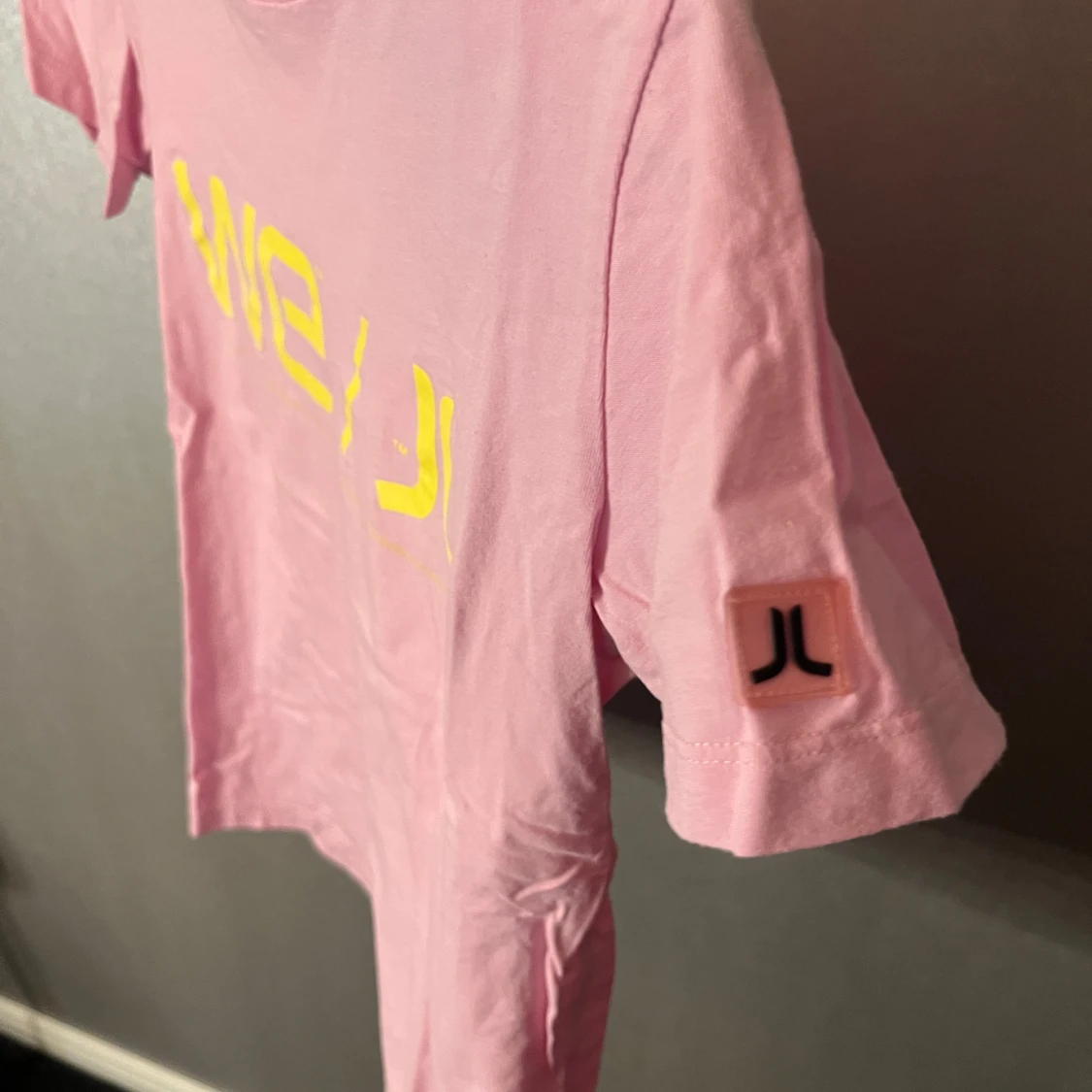 Rosa t-shirt från WESC - 90