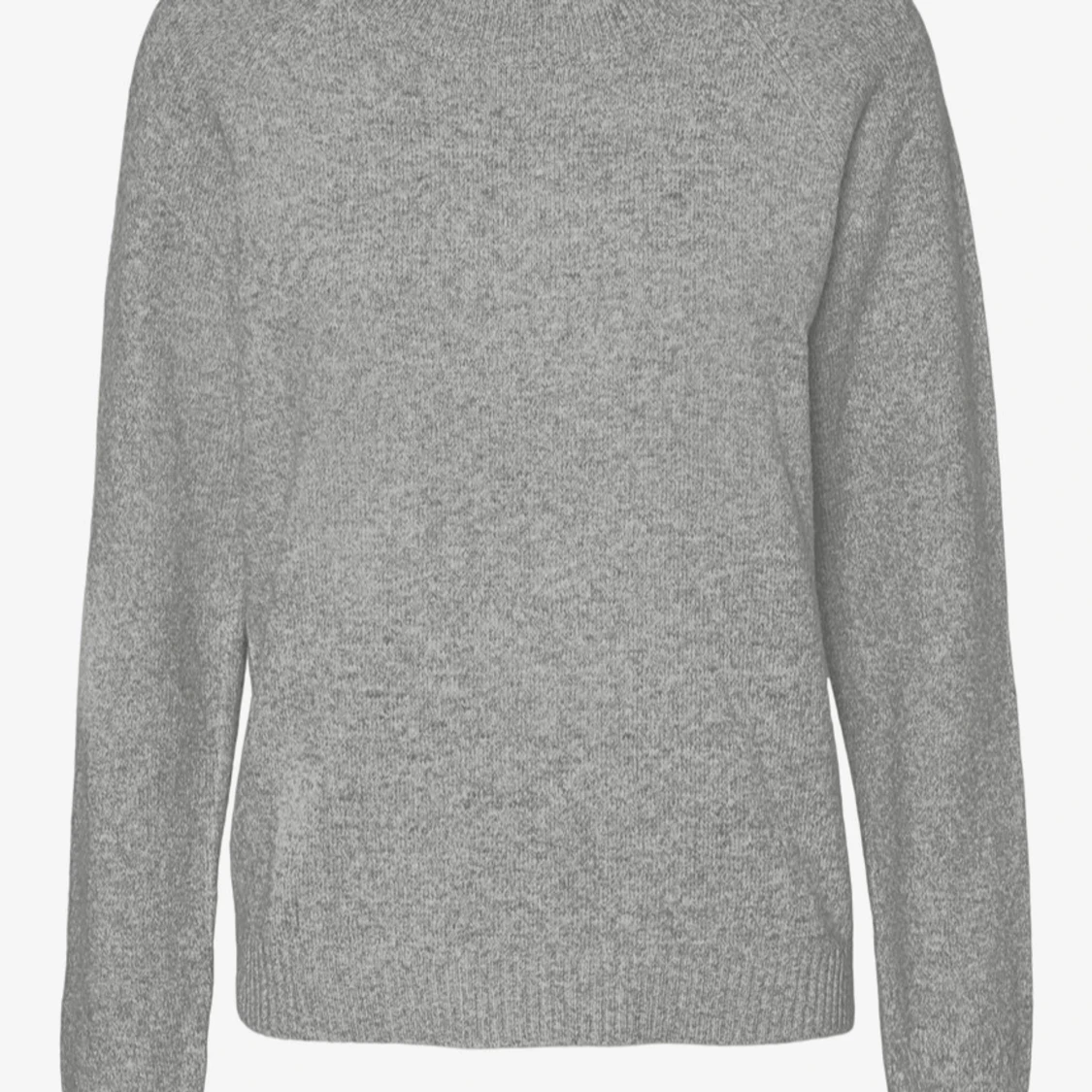 Grå stickad tröja