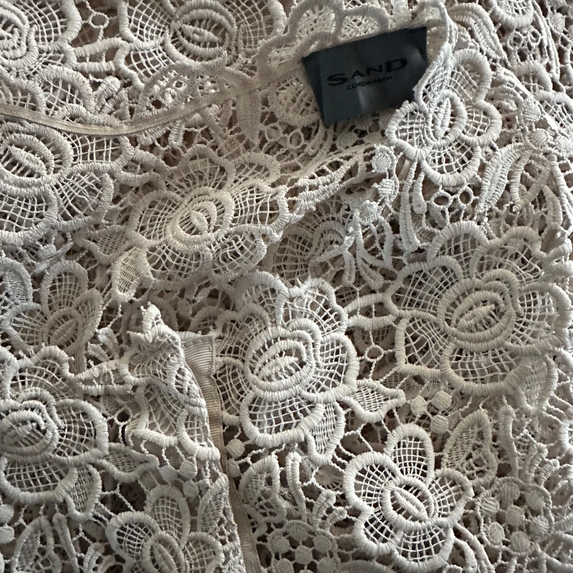 Beige spetsblus från Sand - 91