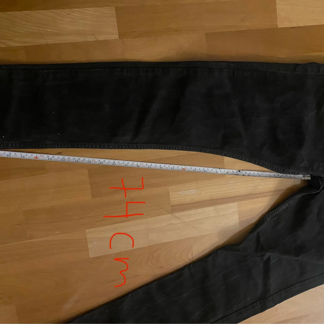 Svarta jeansbyxor - 90