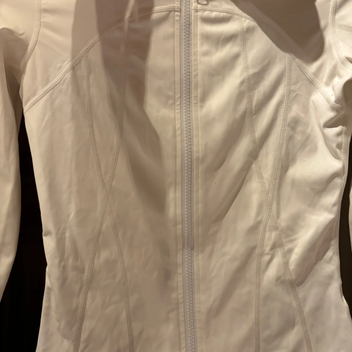 Vit zip tröja  - 92