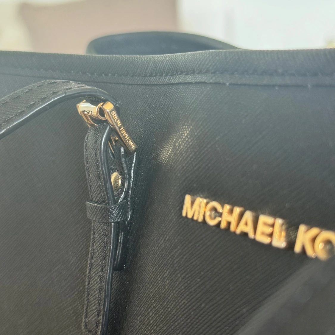 Michael kors väska  - 92