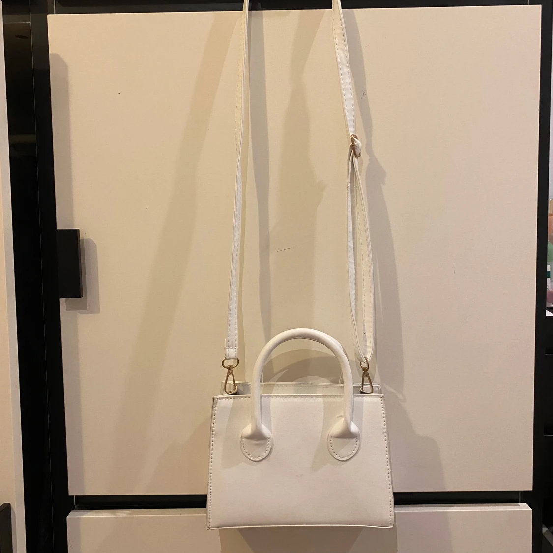 Vit axelremsväska från Shein