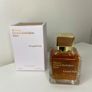 MFK Grand Soir 70ml - 20-30 sprut tagna, i princip full!  Pris går o diskutera vid snabb affär, hör av dig vid frågor o funderingar!