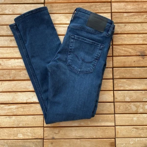 Jack & Jones Jeans - Storlek: W29, L30 | Modell: Slim fit (Glen). |. Skick: Helt nya 