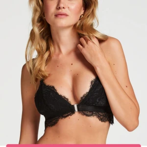 Hunkemöller Bh strl M - Mycket fint skick https://www.hunkemoller.se/bralette-linny-202789003.html