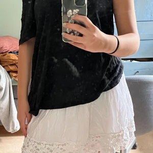 vit kjol - gullig vit kjol