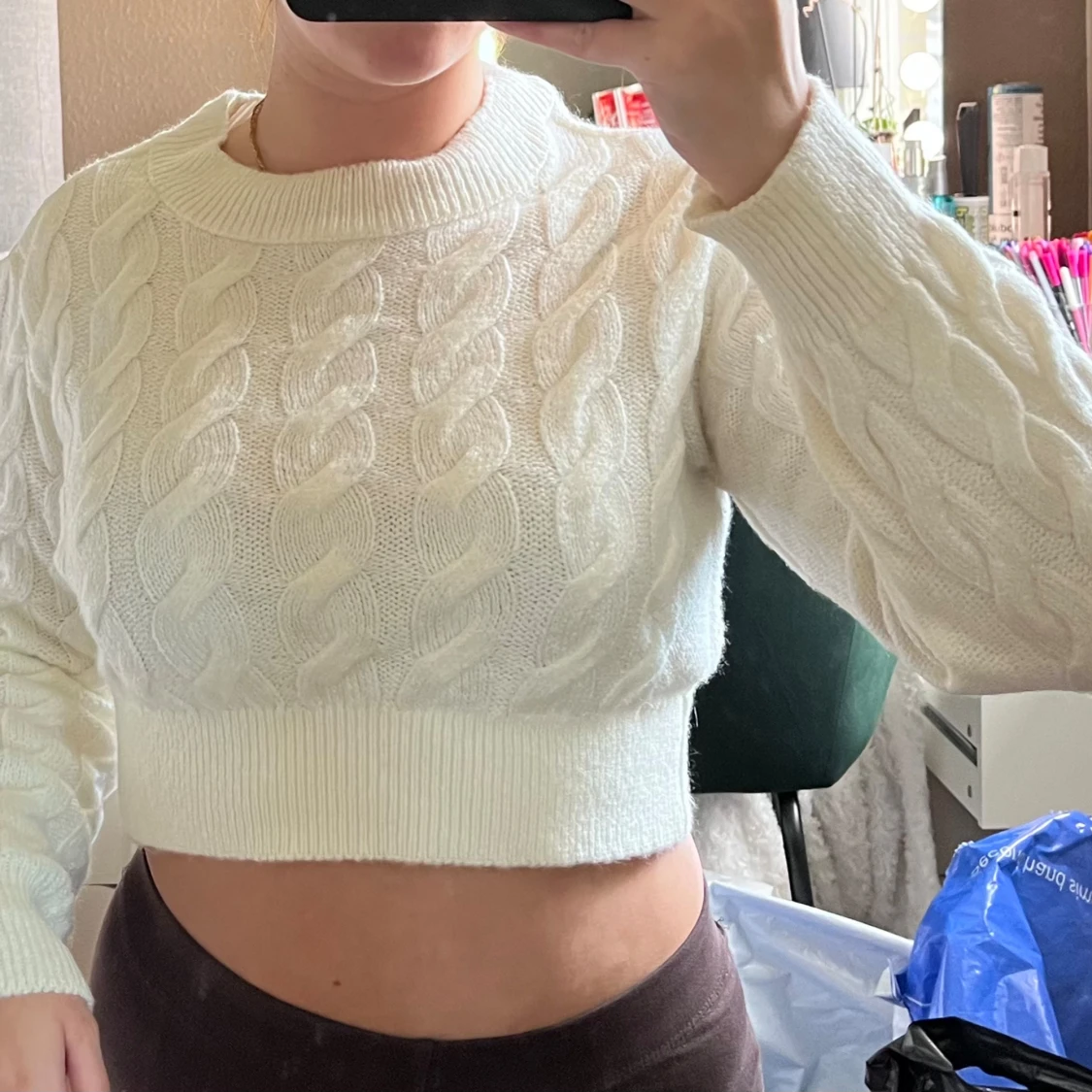 Vit stickad tröja - 91