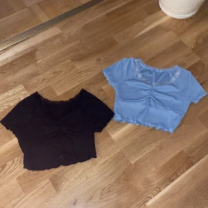 Magtröja - Ganska små ca 30 cm bred vid bysten 
