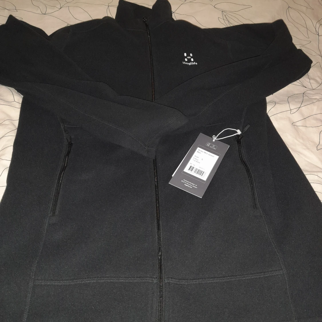 Svart fleecetröja från Haglöfs - 1