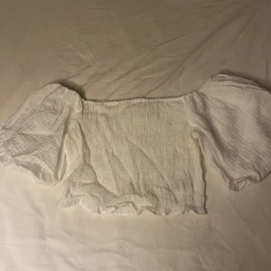 Stockholm stil klädpaket - Alla kläder sitter som xs                                1. Hm S 2. Zara barn 3. Linnebyxor hm xs 4. Zara