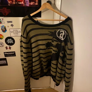 Abundant tröja - En abundant tröja/kofta som inte säljs längre