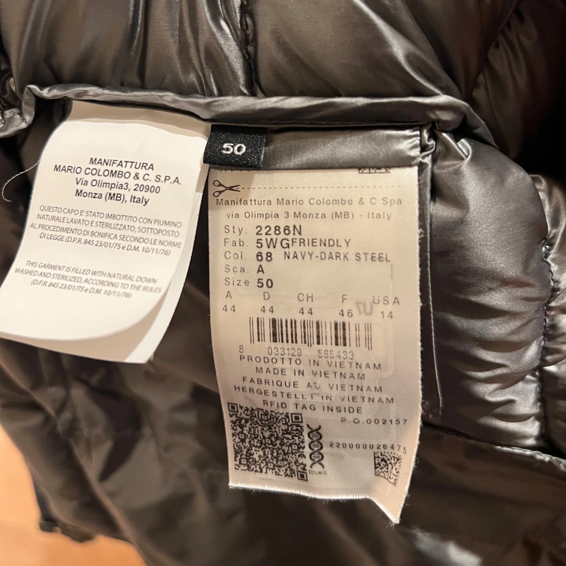 Mörkblå dunjacka från Colmar - 3
