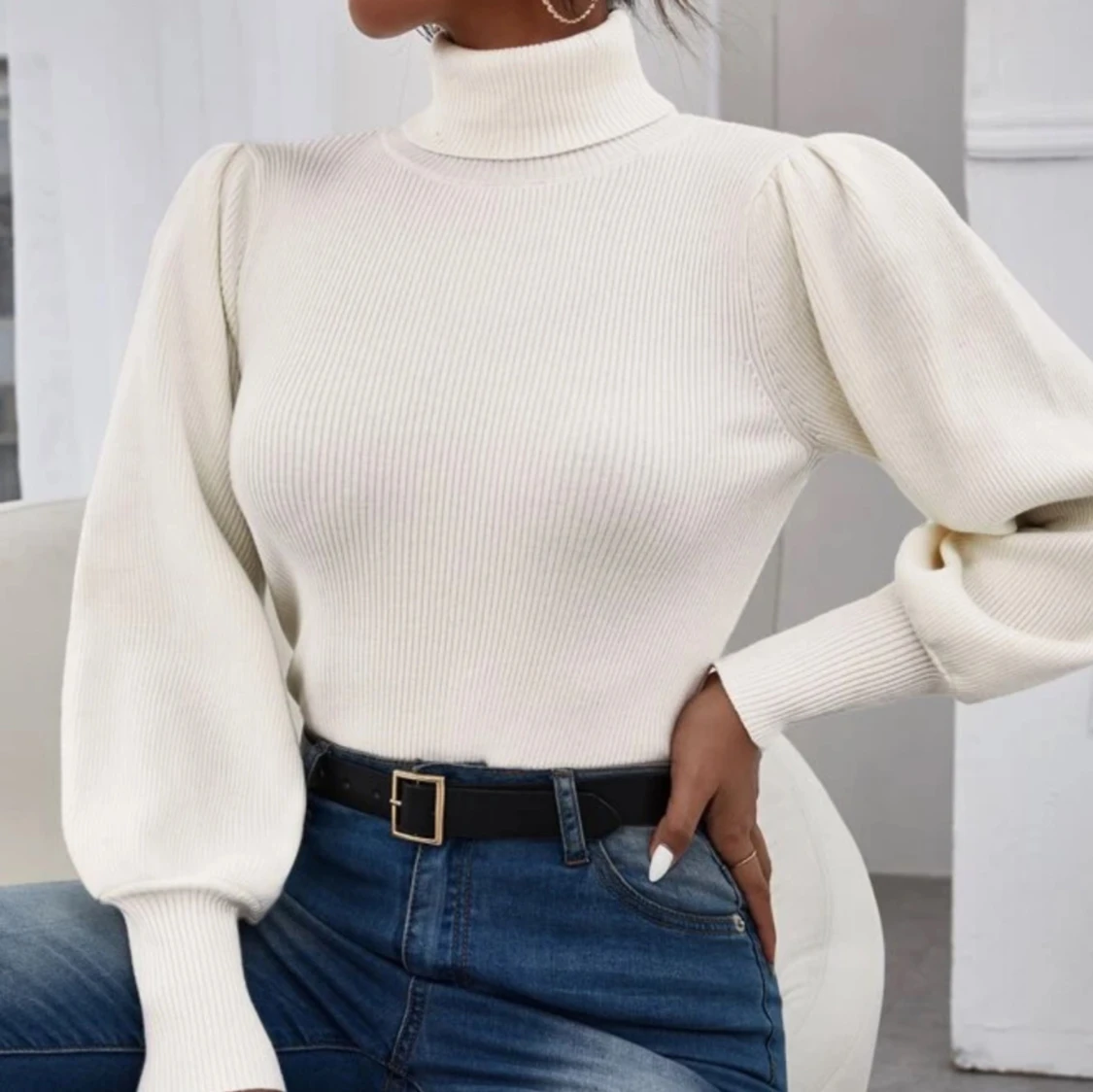 Vit ribbad polotröja - 1