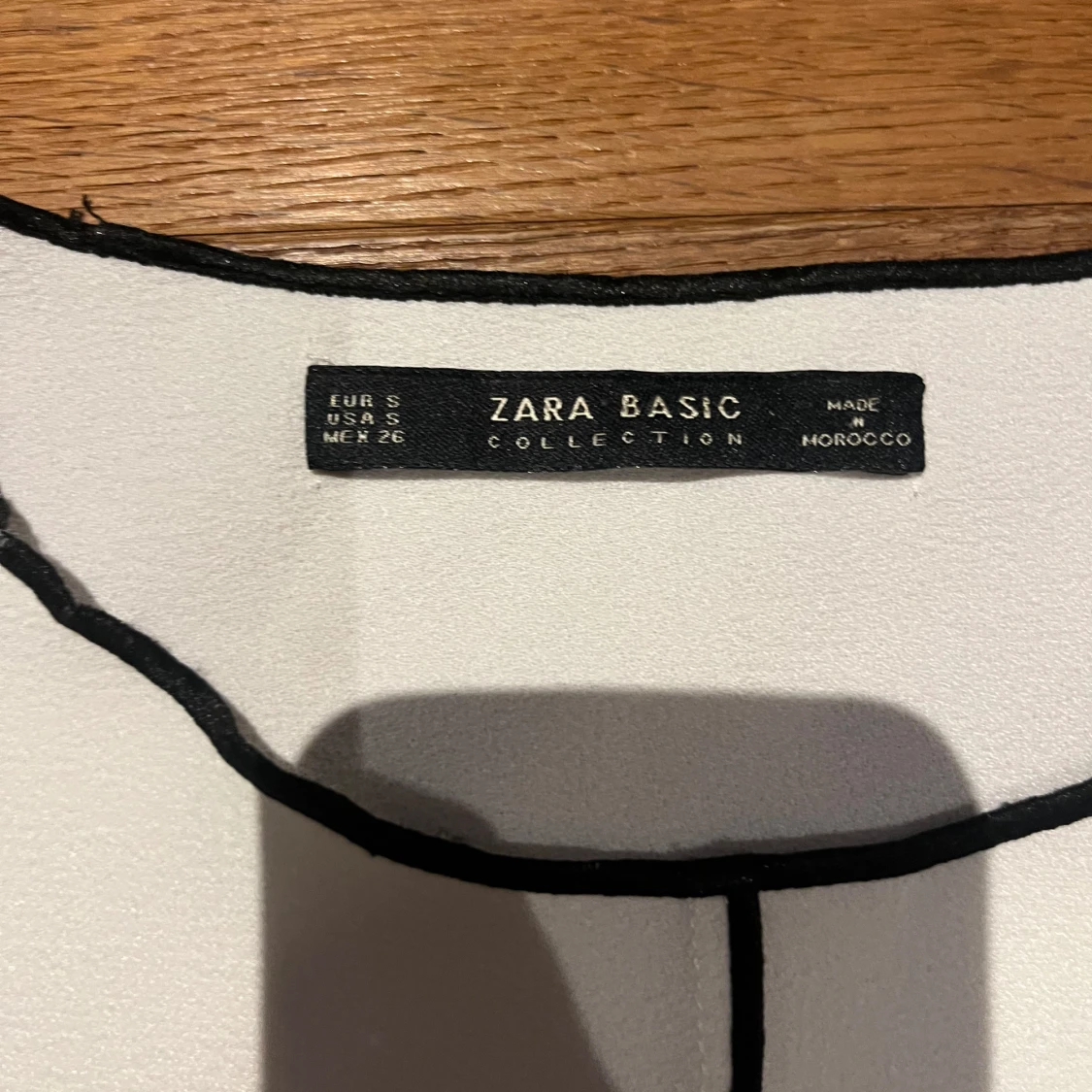 Vit blus från Zara Basic Collection - 1