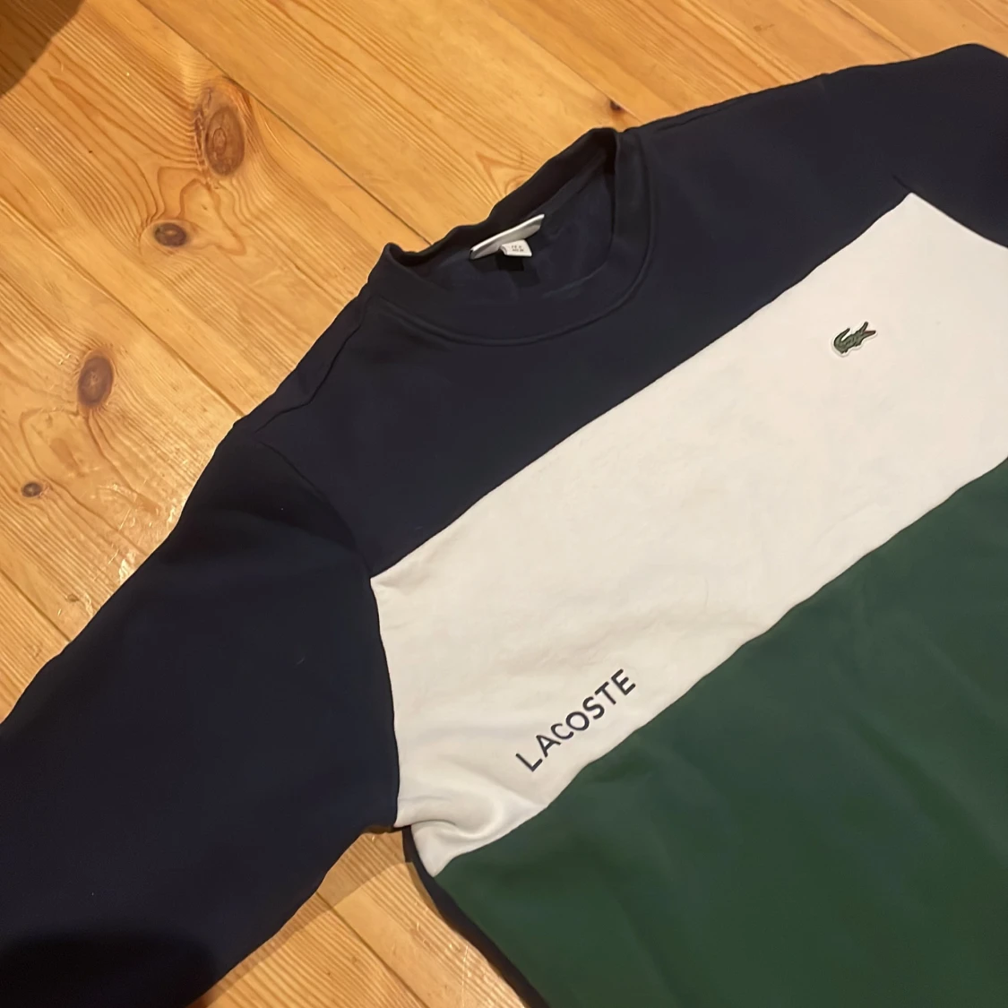 Lacoste sweatshirt  - 91