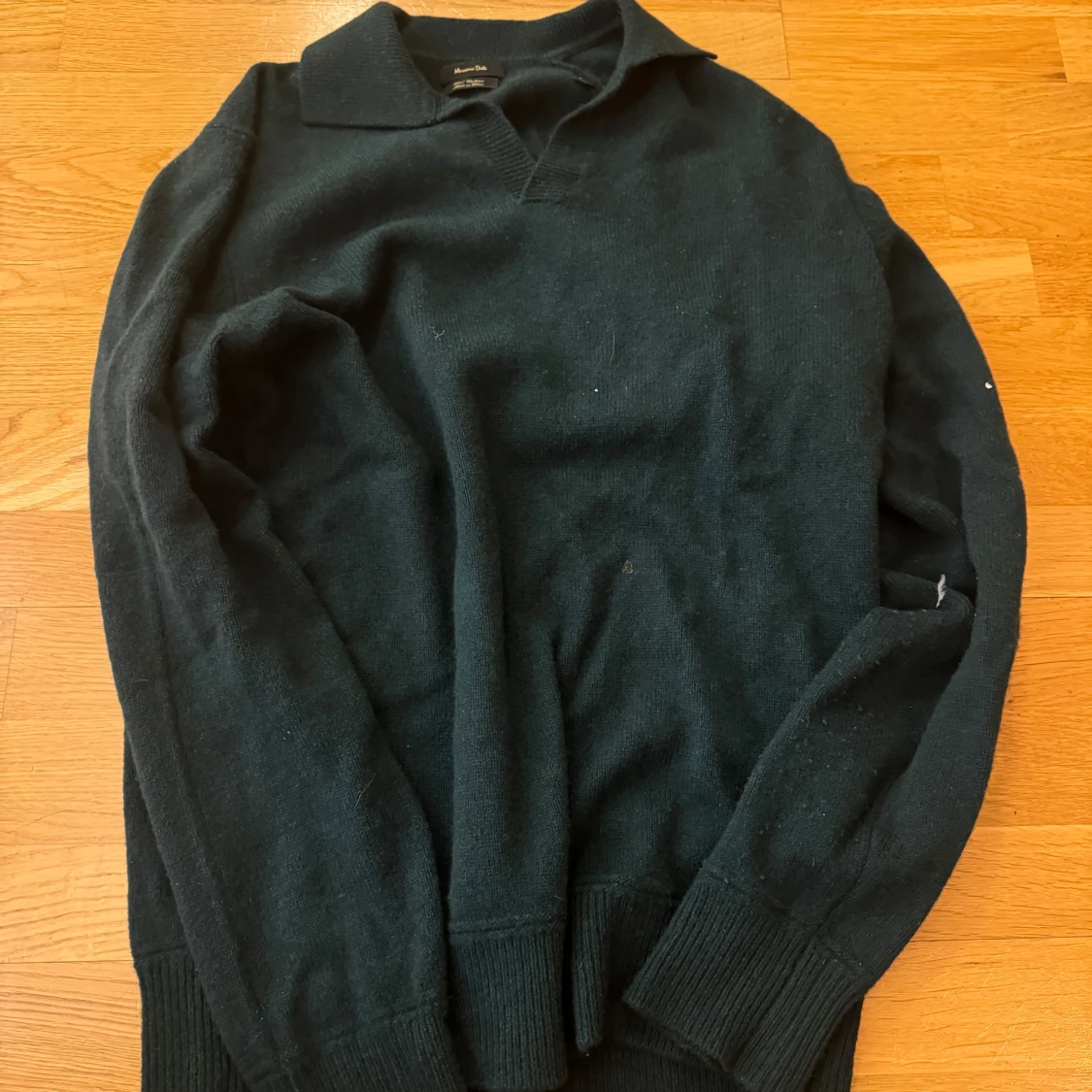 Mörkgrön tröja från Massimo Dutti - 90