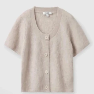 Söker!!!👀👀👀👀 - Söker denna tröja kan byta eller köpa !!! 