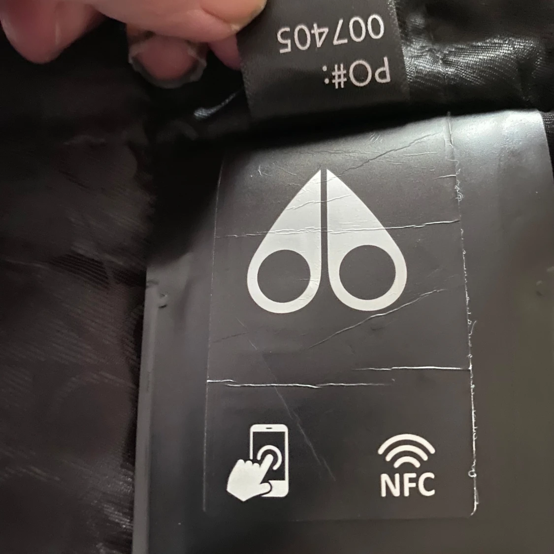 Svart hoodie från Moose Knuckles - 93