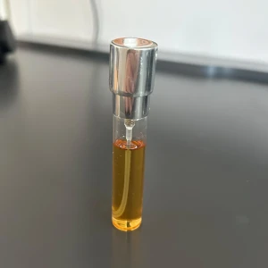 Histoires de Parfums 7753 EdP 8 ml - Förvarad mörkt och svalt. 