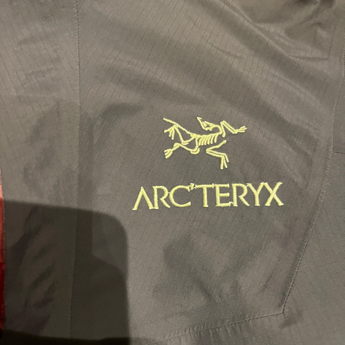 Svart vindjacka från Arc'teryx - 90