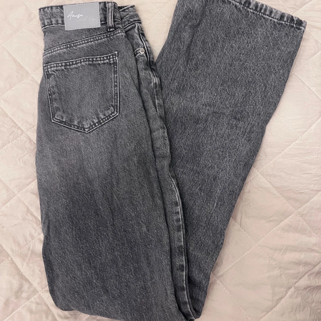 Grå jeans från Amisu - 91