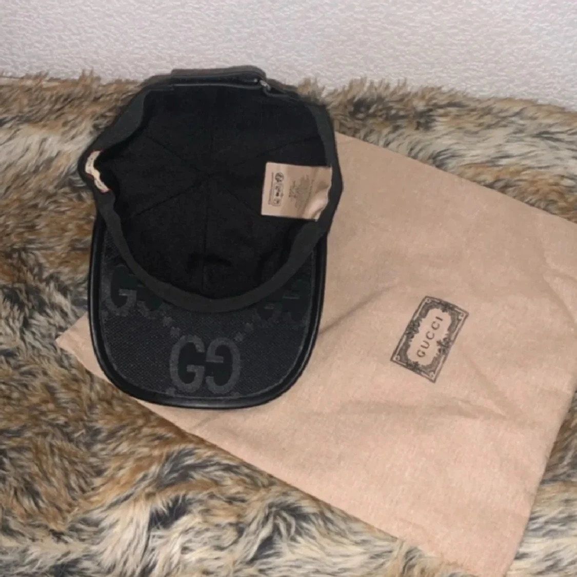 Svart keps från Gucci - 3