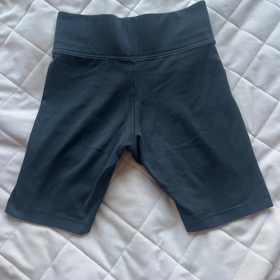 Svarta cykelshorts från Nike - 1