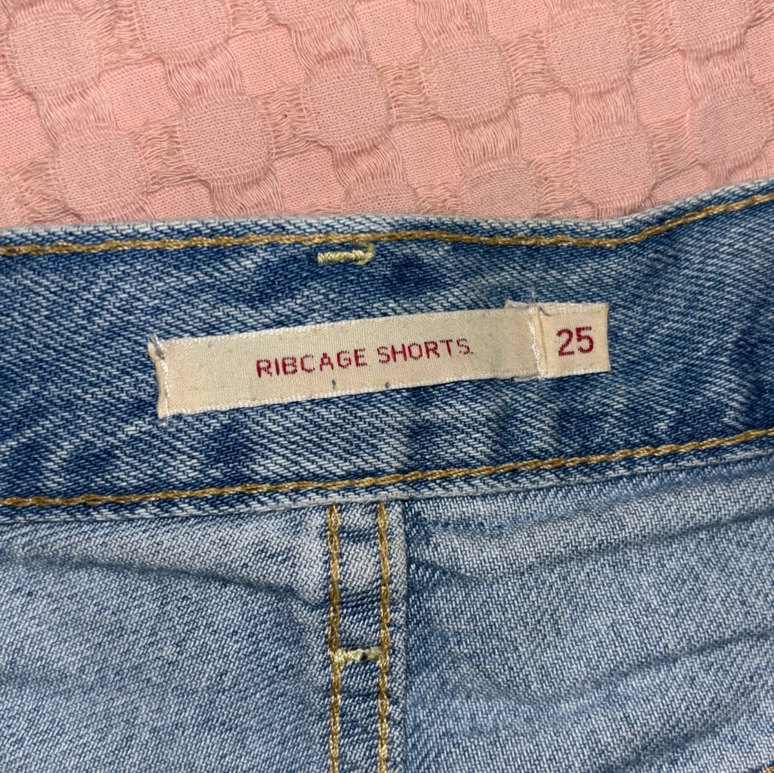 Levi’s shorts - 91