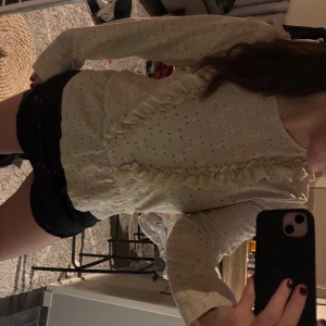 Söt blus - Supersöt blus från Kappahl, strl L men passar M-L