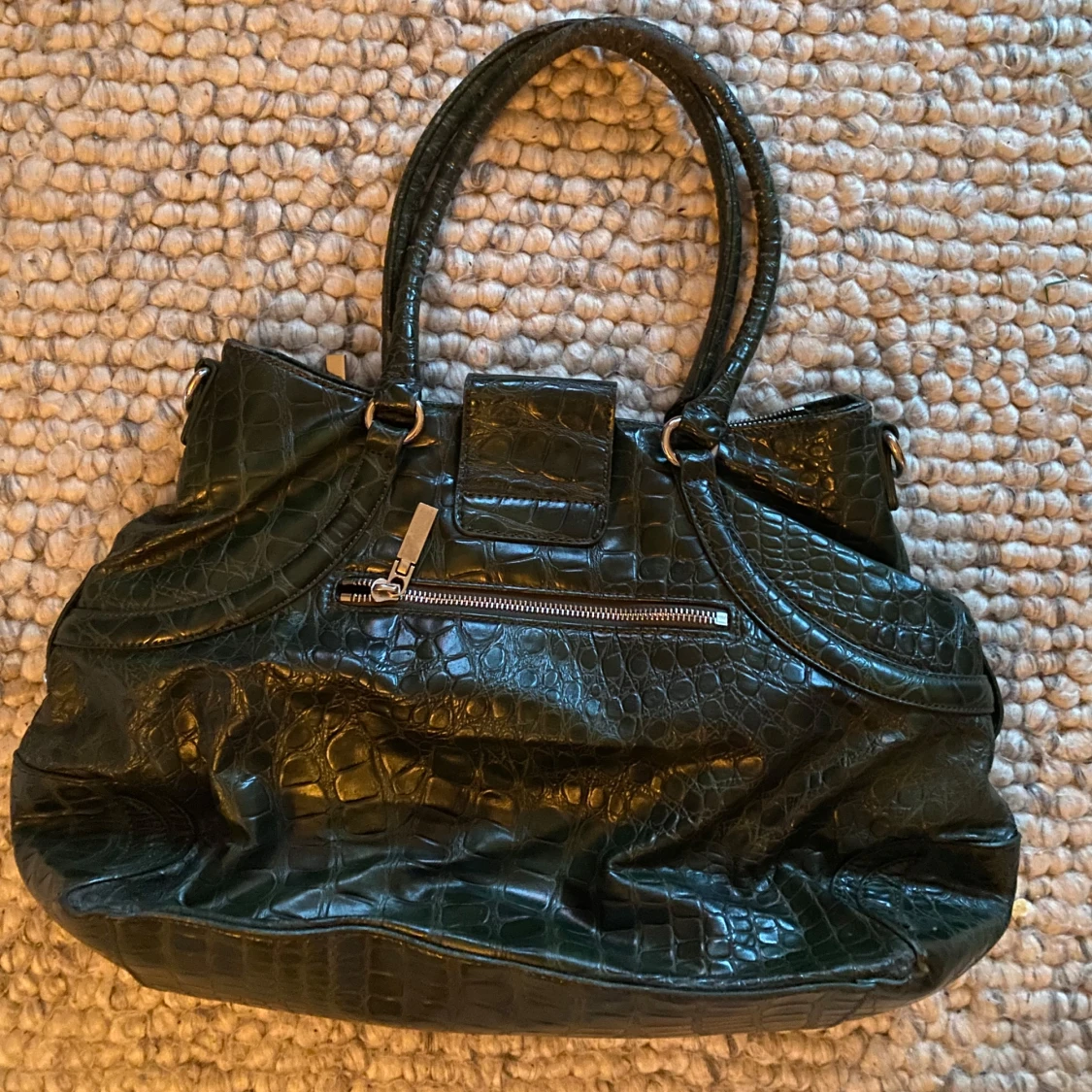 Mörkgrön handväska - 1