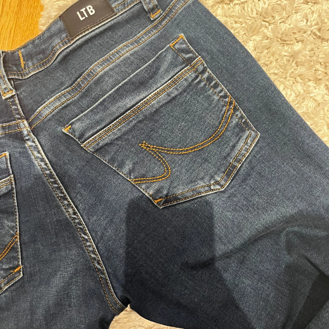 Mörkblå low waist bootcut jeans från LTB - 3