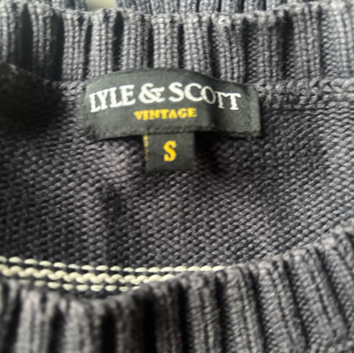 Randig tröja från Lyle & Scott - 2