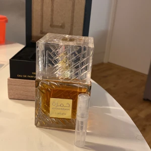 Khamrah Eau de Parfum från Lattafa - Lattafa Khamrah