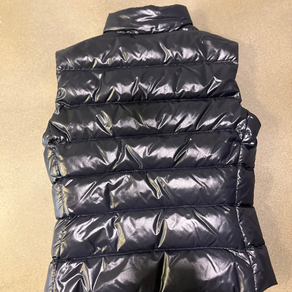 Fet moncler väst  - 1