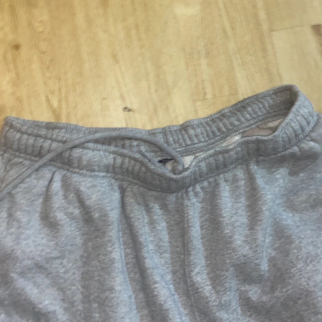 Grå mjukisbyxor från Champion - 93