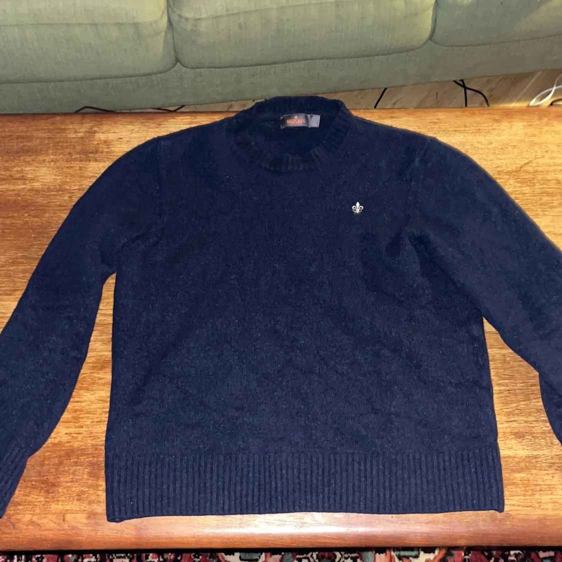 Mörkblå tröja från Morris 
