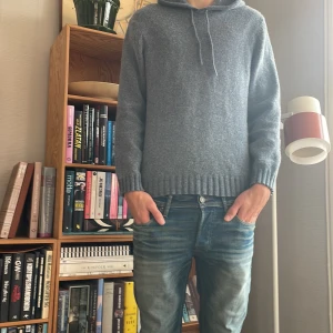 Merinoull hoodie  - Merinoull hoodie!  Storlek L men sitter som M. Kom dm vid intresse!😁
