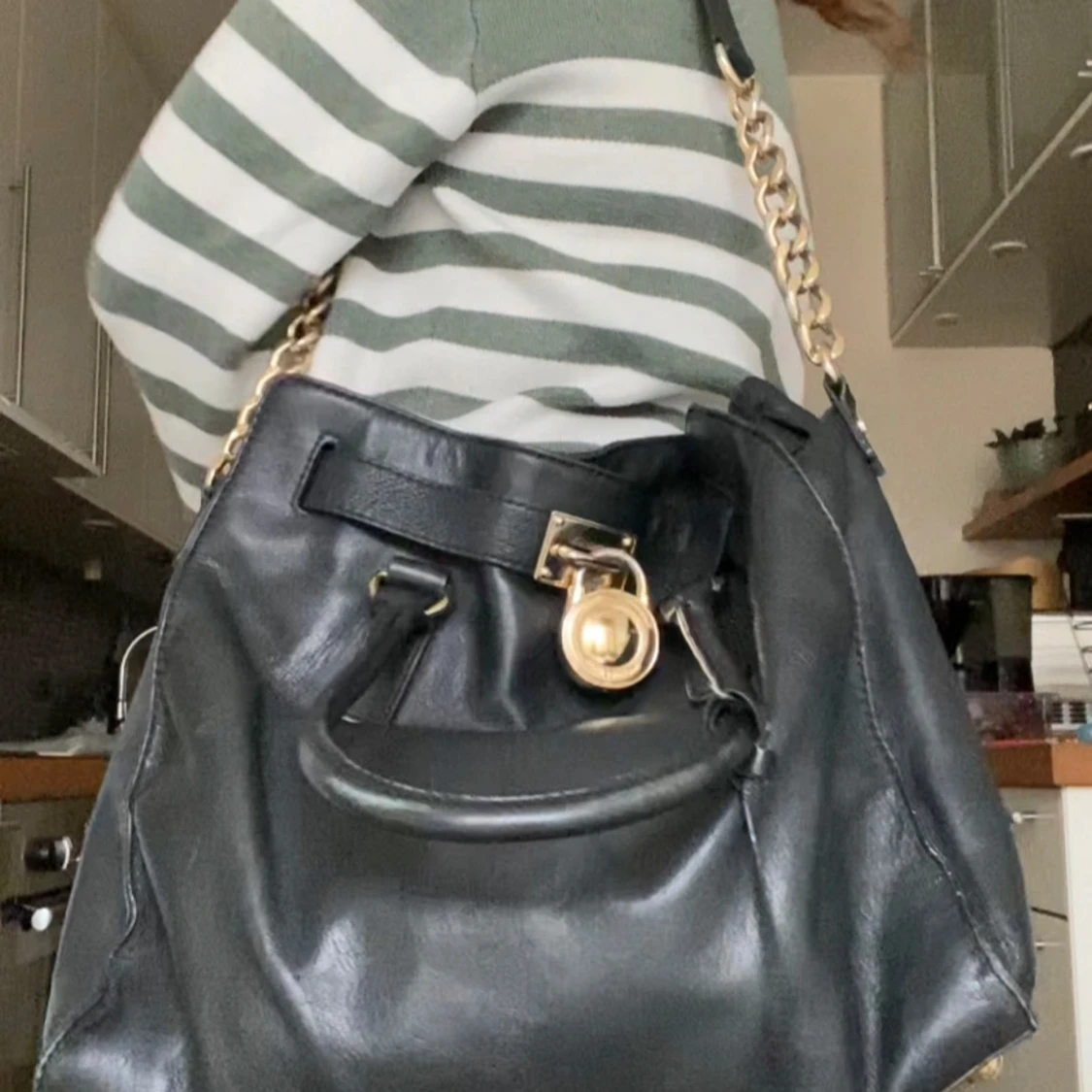 Michael Kors väska  - 92