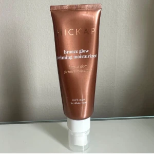 Hickap  - Endast testad ett få antal gånger! Säljer då den inte rikitgt passade för mig!💗