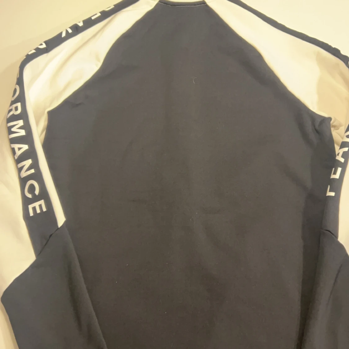 Peak performance tröja  - 90