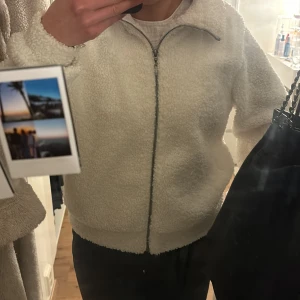 Fleece jacka - Fleece jacka i fint skick i storlek S !💗