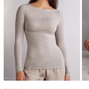 intimmisimi tröja - Såå fin, deb har något litet hål vid slutet på ärmen men det är varken något som syns eller något man tänker på!