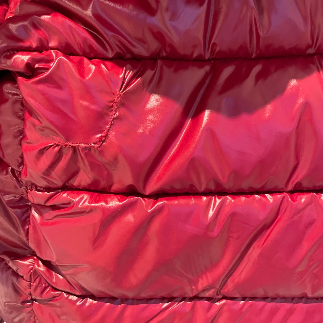 Röd pufferjacka från Save the Duck - 3