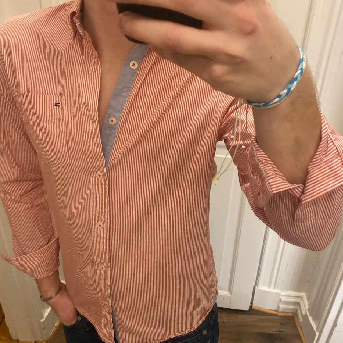 Röd- och vitrandig skjorta från Tommy Hilfiger - 2