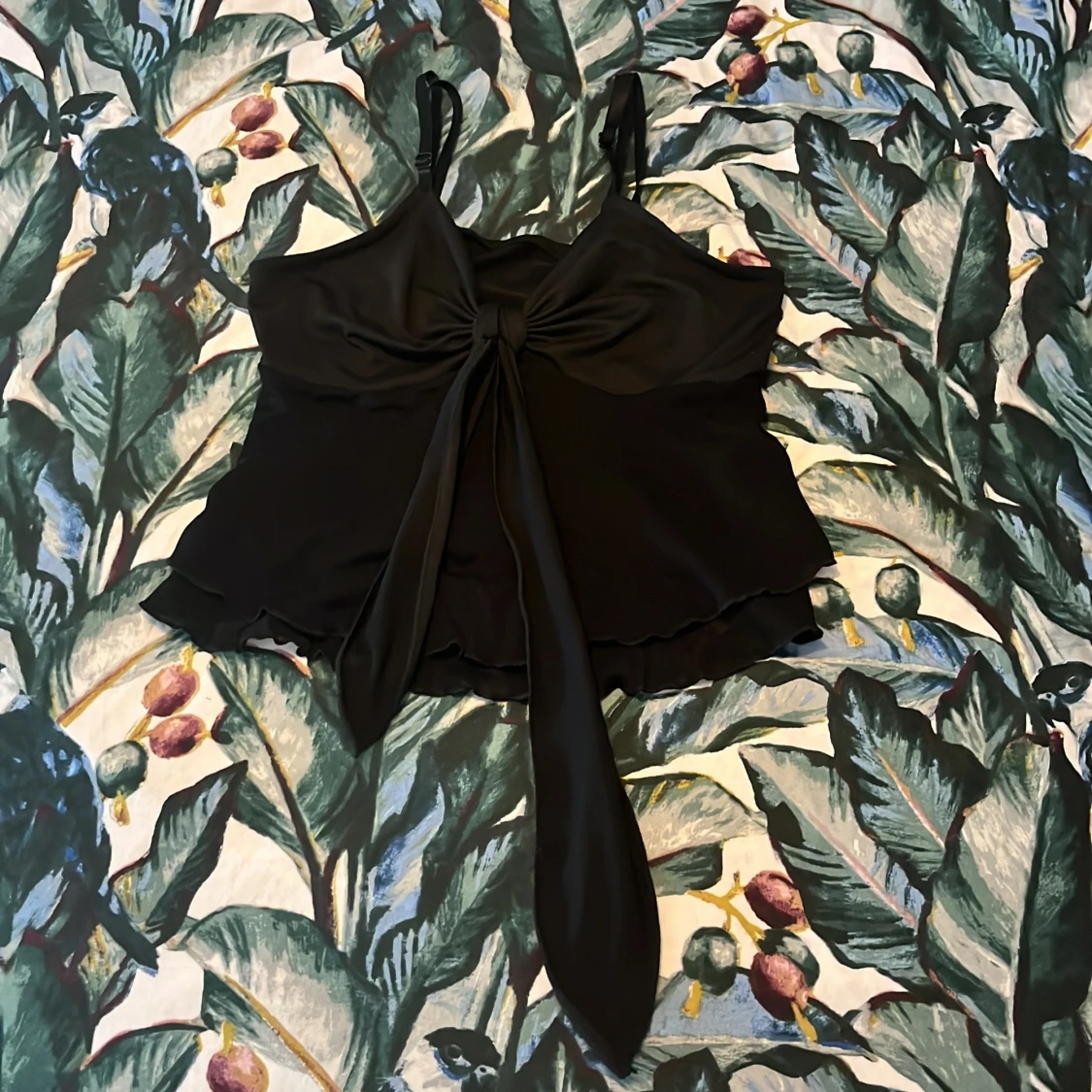  Fint svart volang linne 