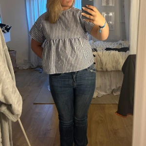 Topp - En gullig topp som glömts av. Har knappt använt och är i bra skick✨ 