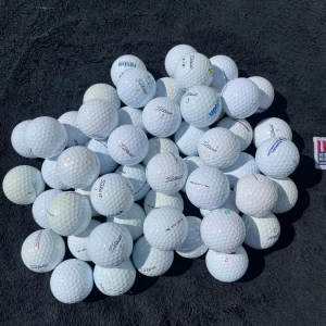 Titlest mix  - Tjena! Säljer ett fint paket 52 pack titlest paket. Det är bollarna på bilden, och det är i A/B- klass vilket är väldigt fint! Fraktas samma dag som betalning sker 