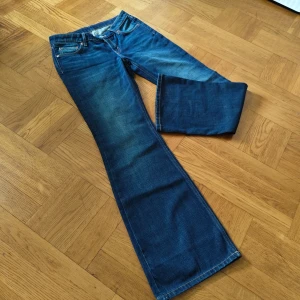 Low waist jeans  - Helt nya aldrig använda Low waist W27 L32 Passar både S och M